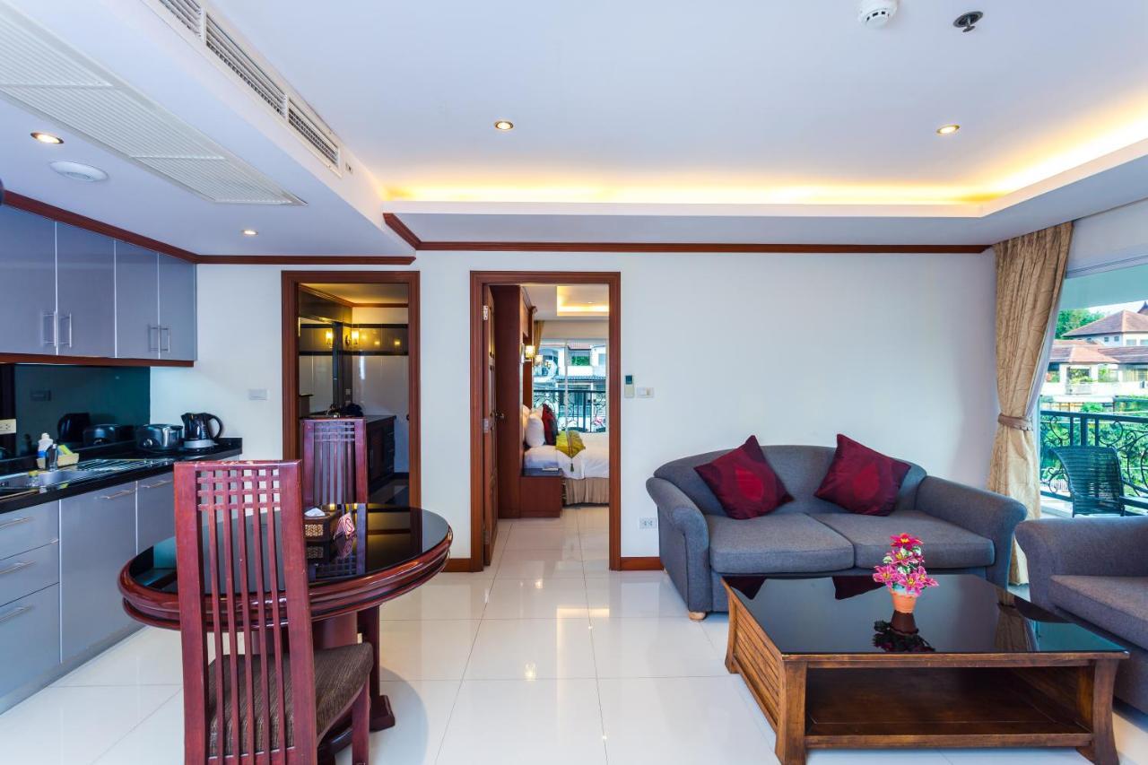 Tara Court Hotel Pattaya Exterior foto