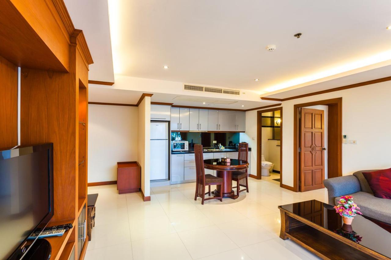 Tara Court Hotel Pattaya Exterior foto